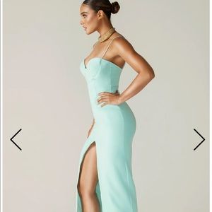 Arica Spaghetti Straps Midi Dress (Sky Blue)